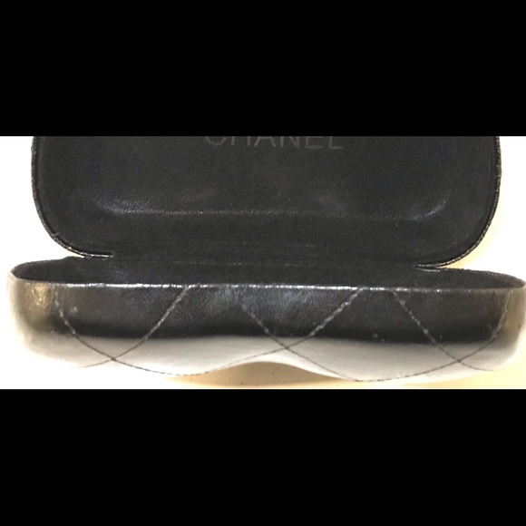 Sunglasses - Picture 4 of 7